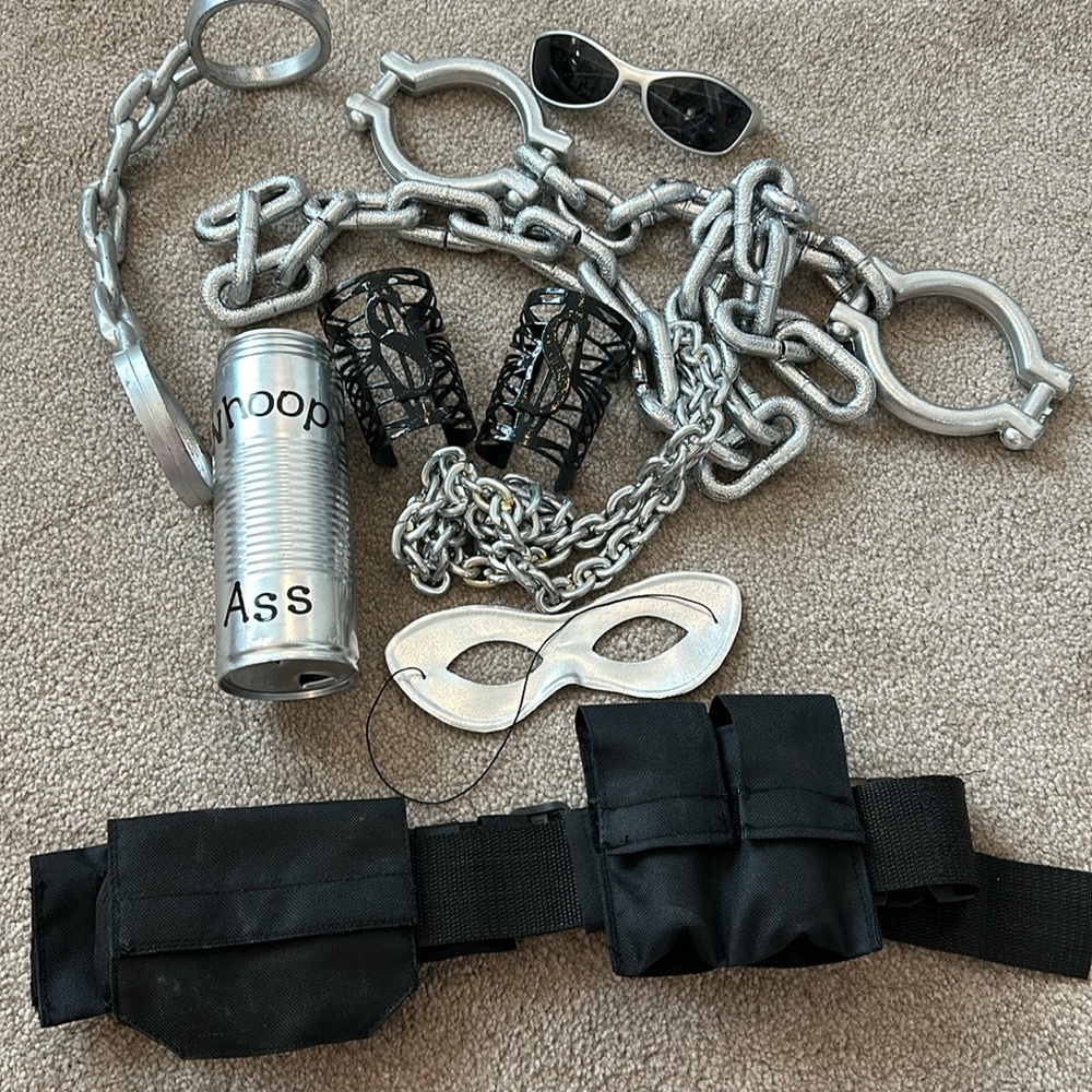 Costume assessories!